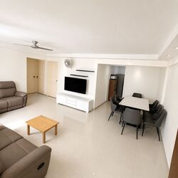 Blk 124 Yishun Street 11 (Yishun), HDB 4 Rooms #563790141